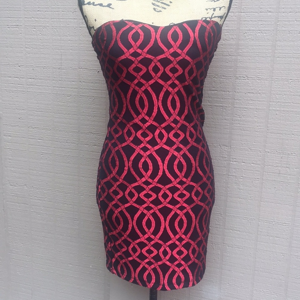 Sz S Windsor Red Black Strapless Mini Dress